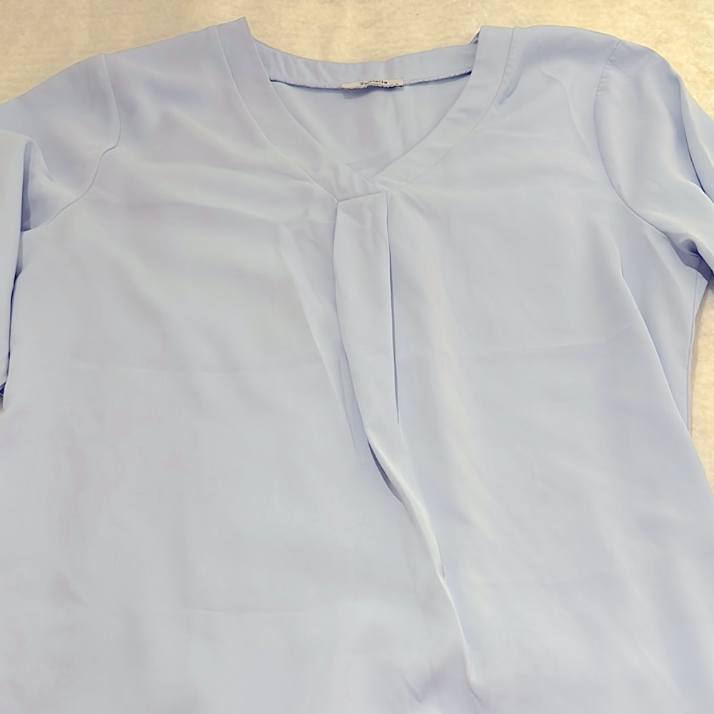Women’s Career Top size XL